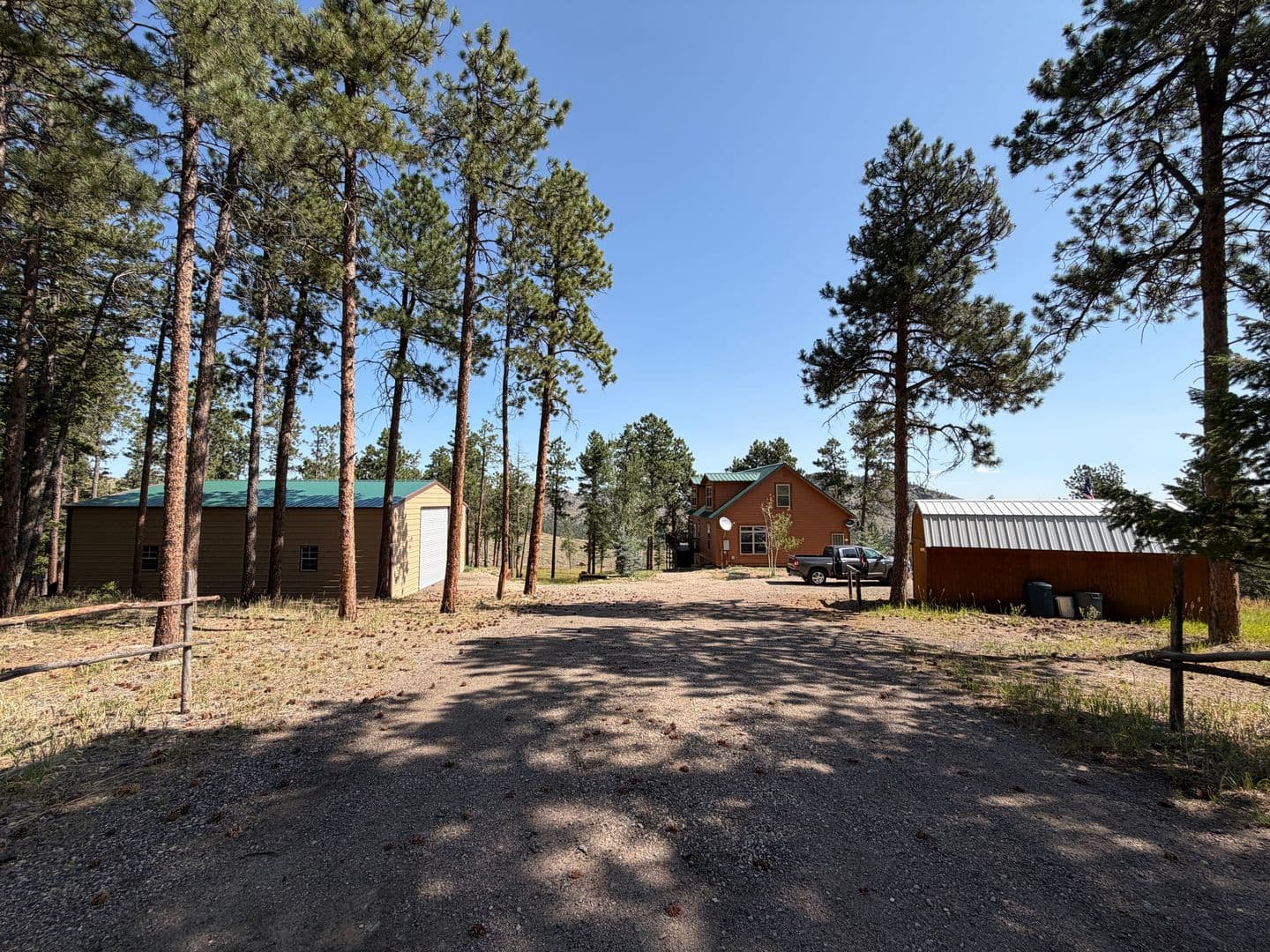Bellvue House: 348 La Escena Drive