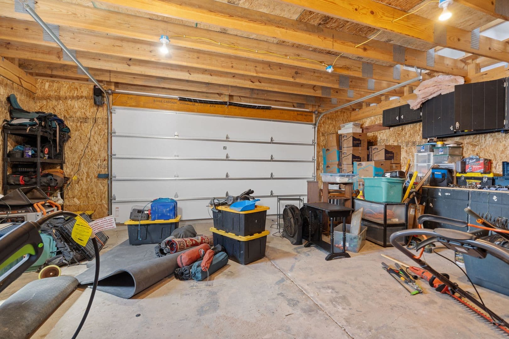 Bellvue House: 1154 Redstone Drive (DT-LN)