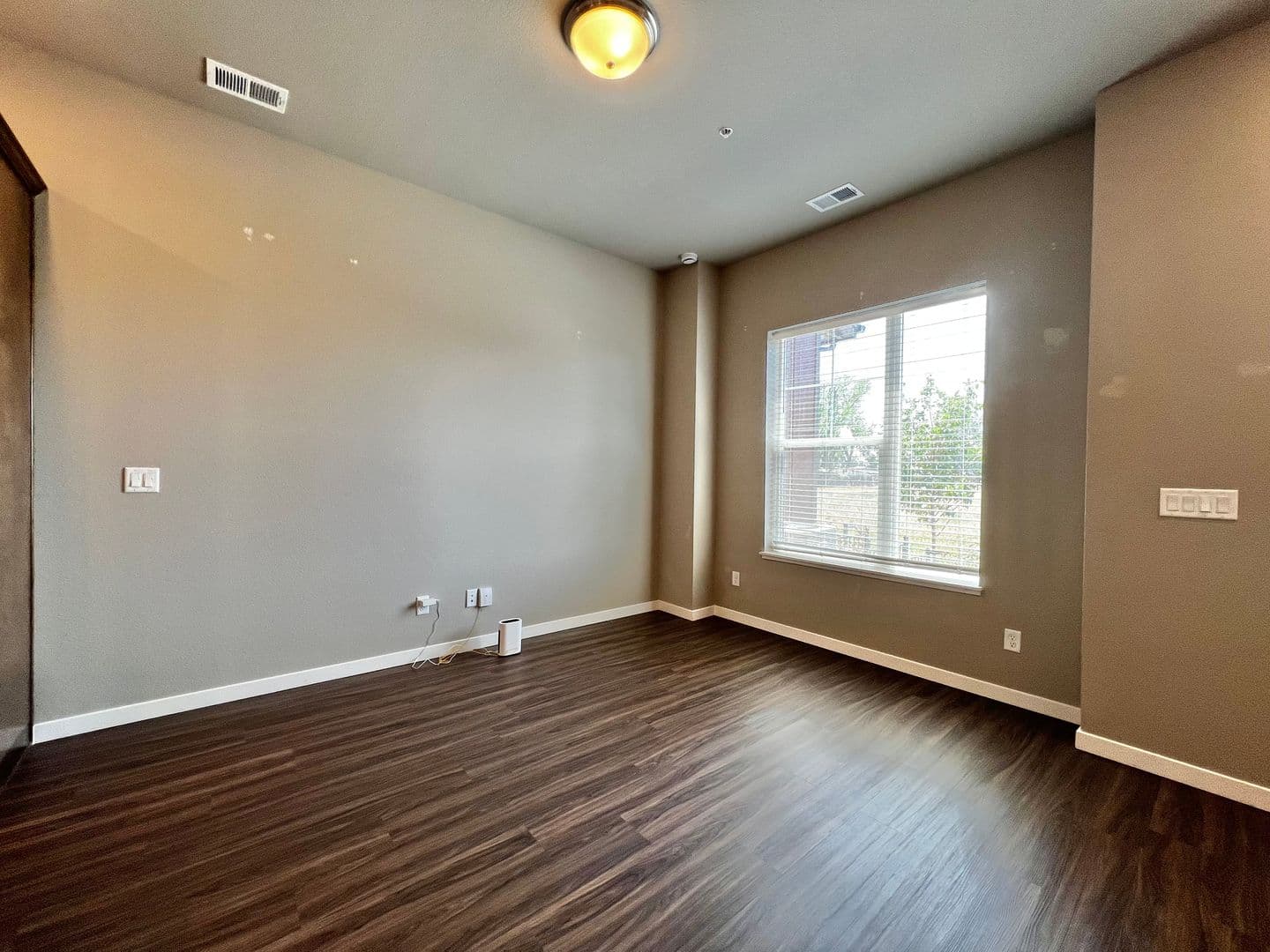 Fort Collins Apartment: 831 Mangold Lane