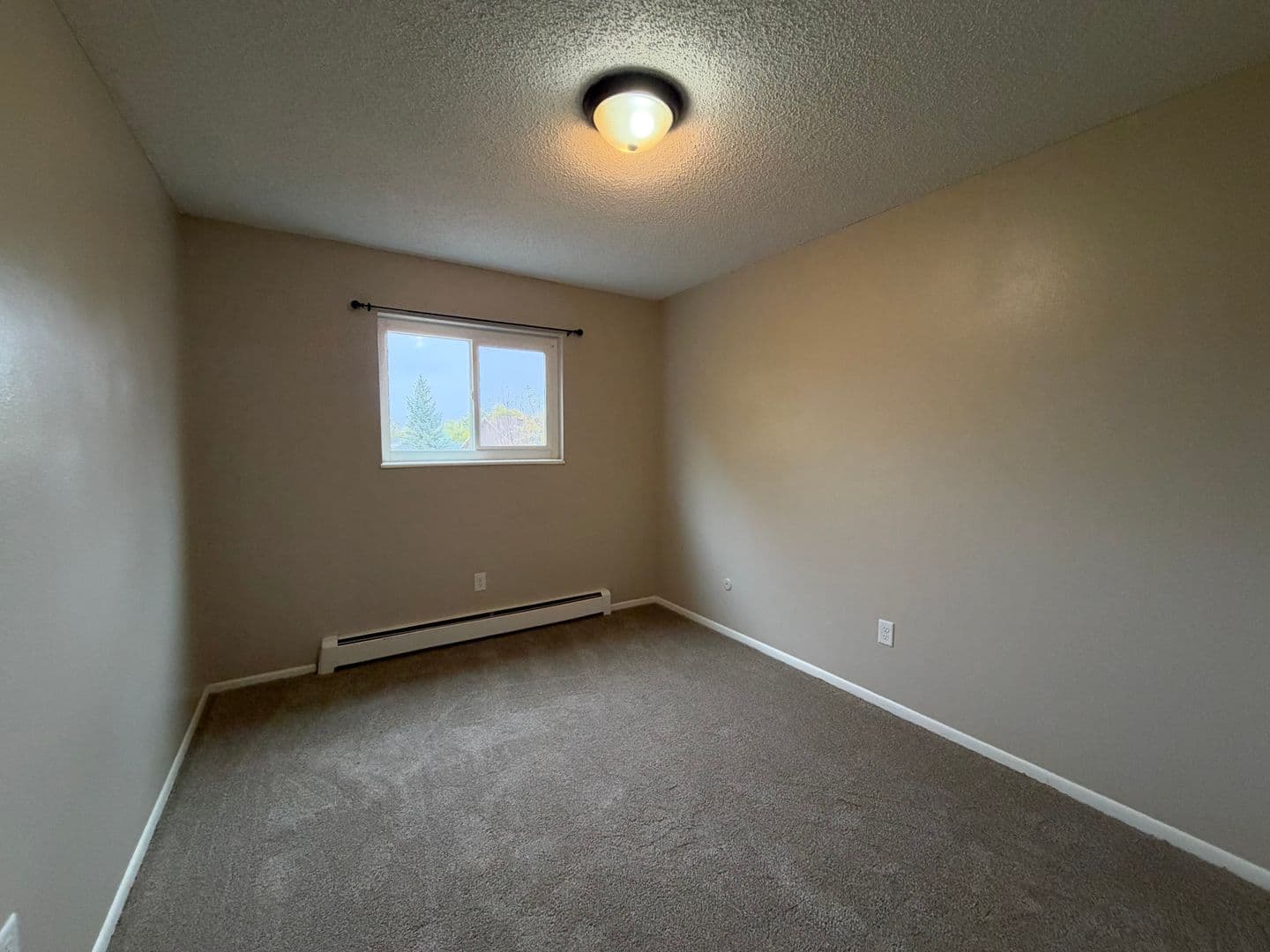 Fort Collins Apartment: 1919 Pecan Street