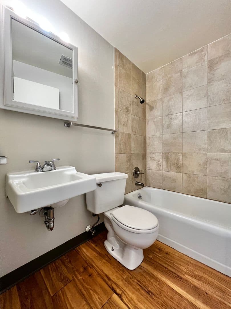 Fort Collins Apartment: 1001 Emigh Street
