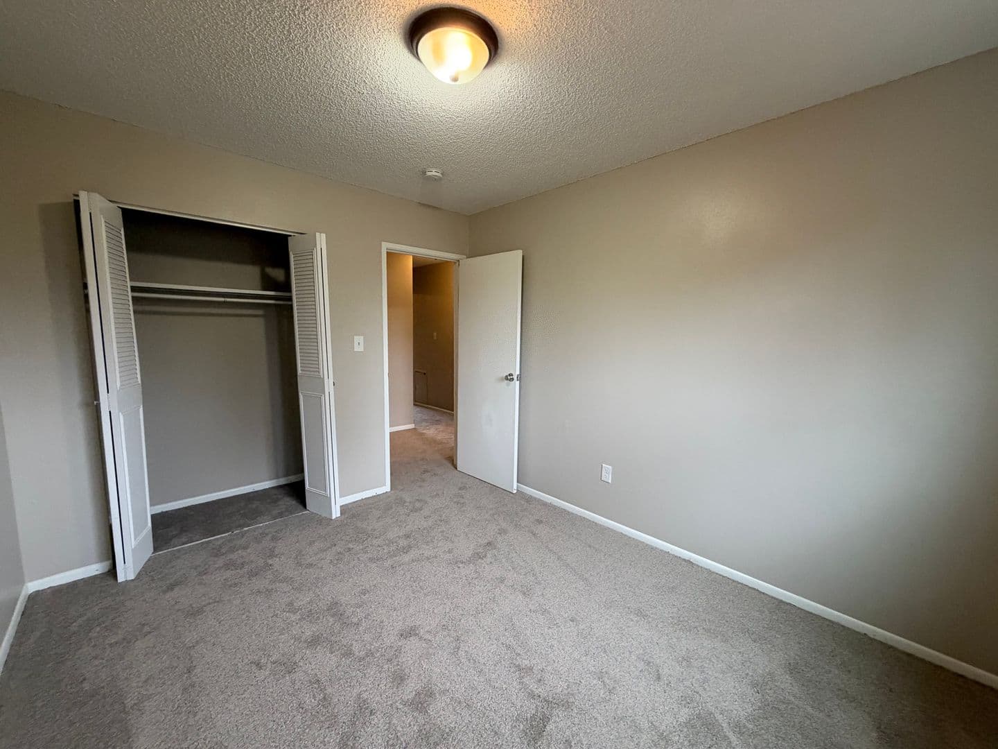 Fort Collins Apartment: 1919 Pecan Street