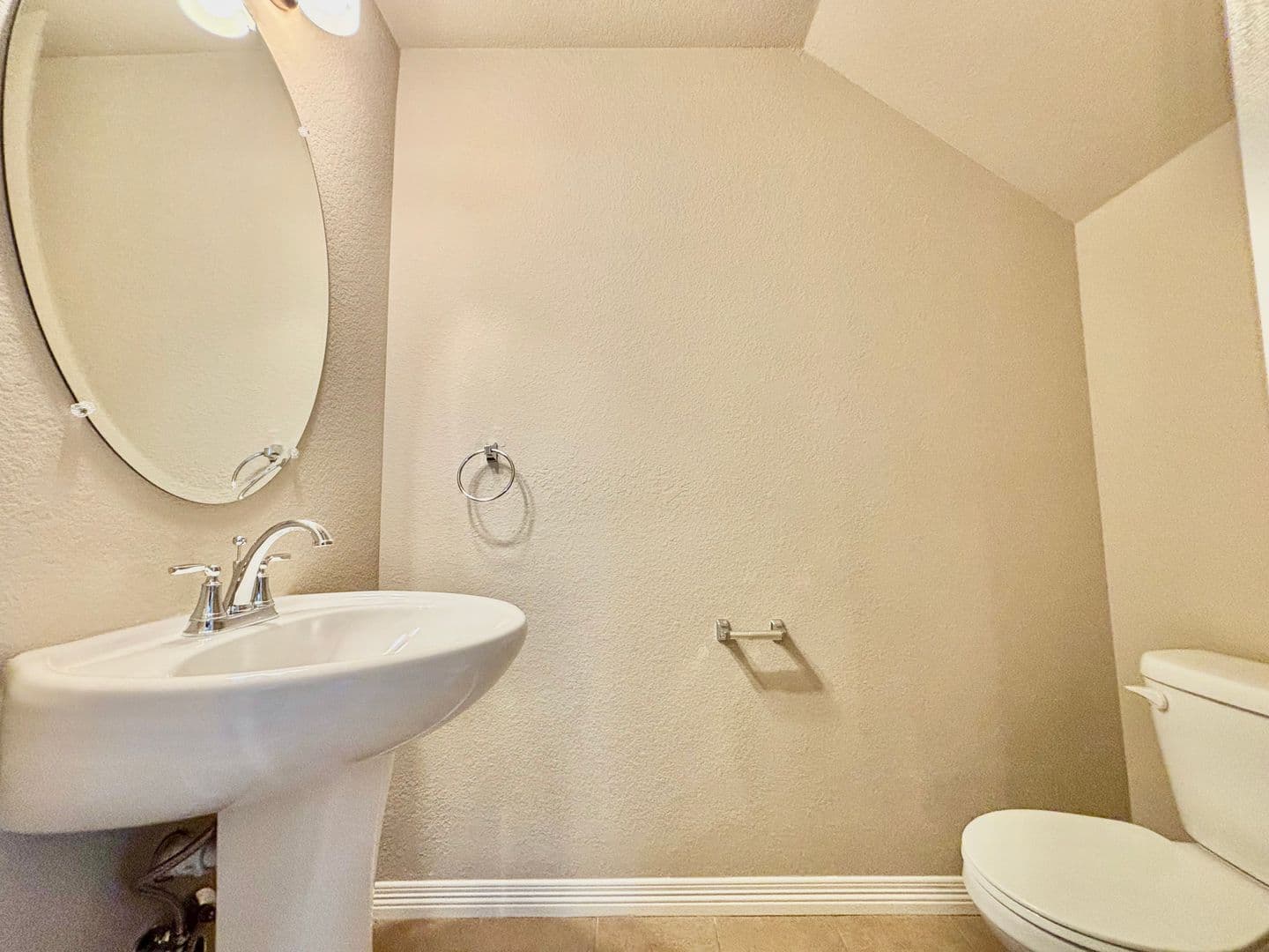 Windsor House: 1693 Grand Ave, Unit 3