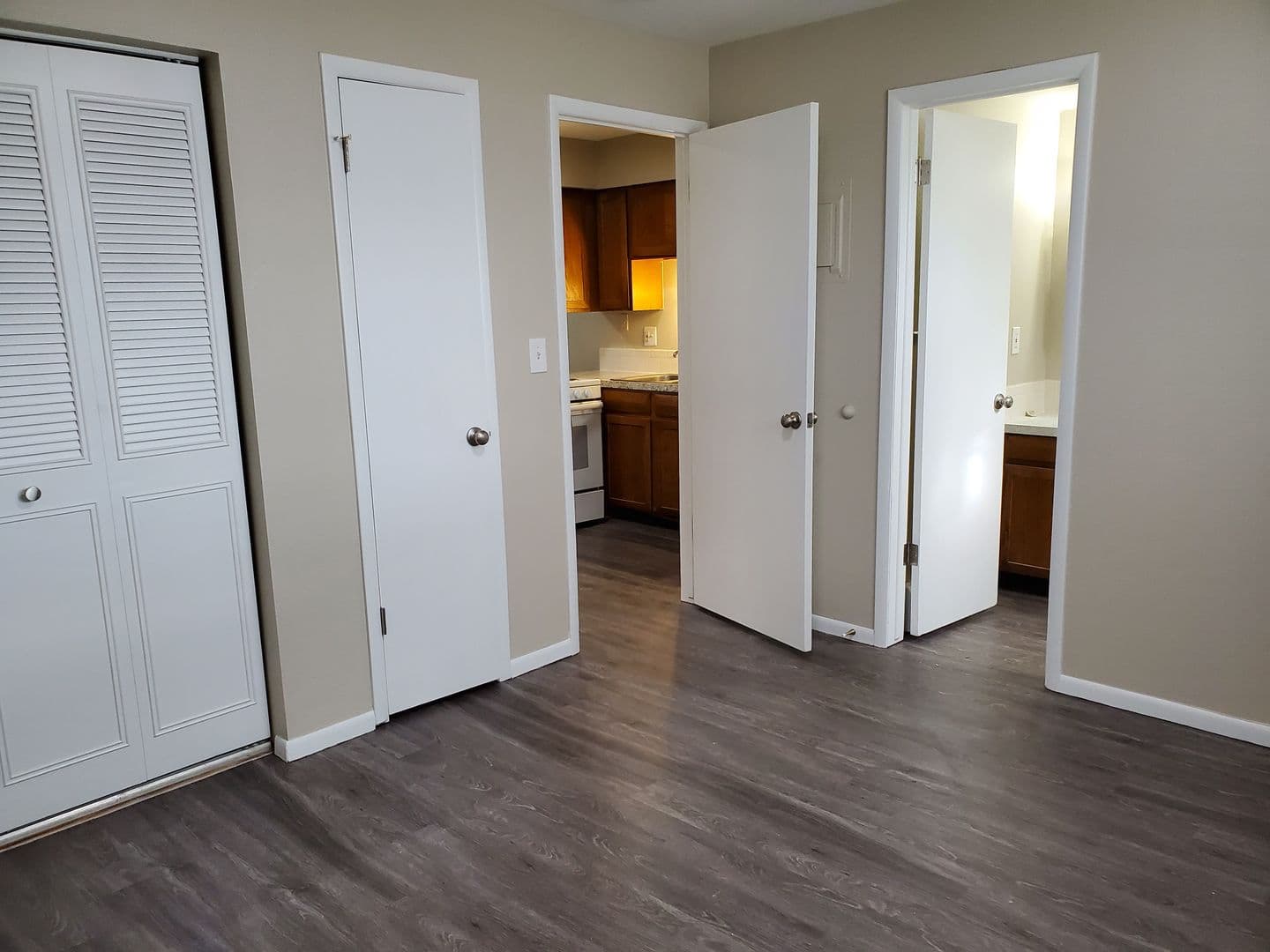Loveland Apartment: 713 N Garfield Ave