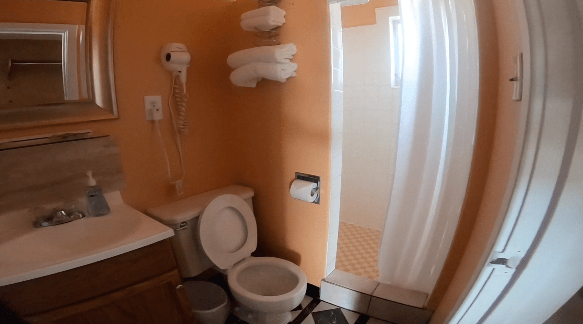 Fruita Apartment: 333 Highway 6 and 50