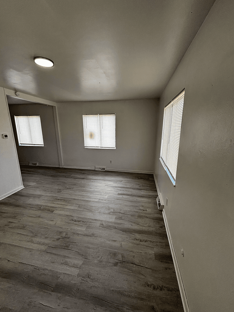 Pueblo Apartment: 1605-1611 W 20th St
