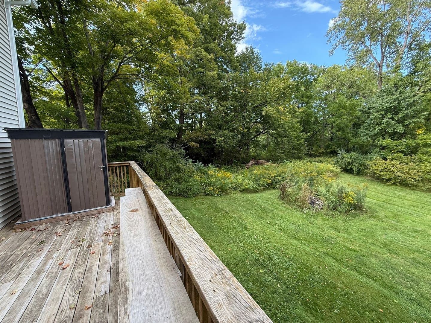 North Granby Apartment: 380 North Granby Road