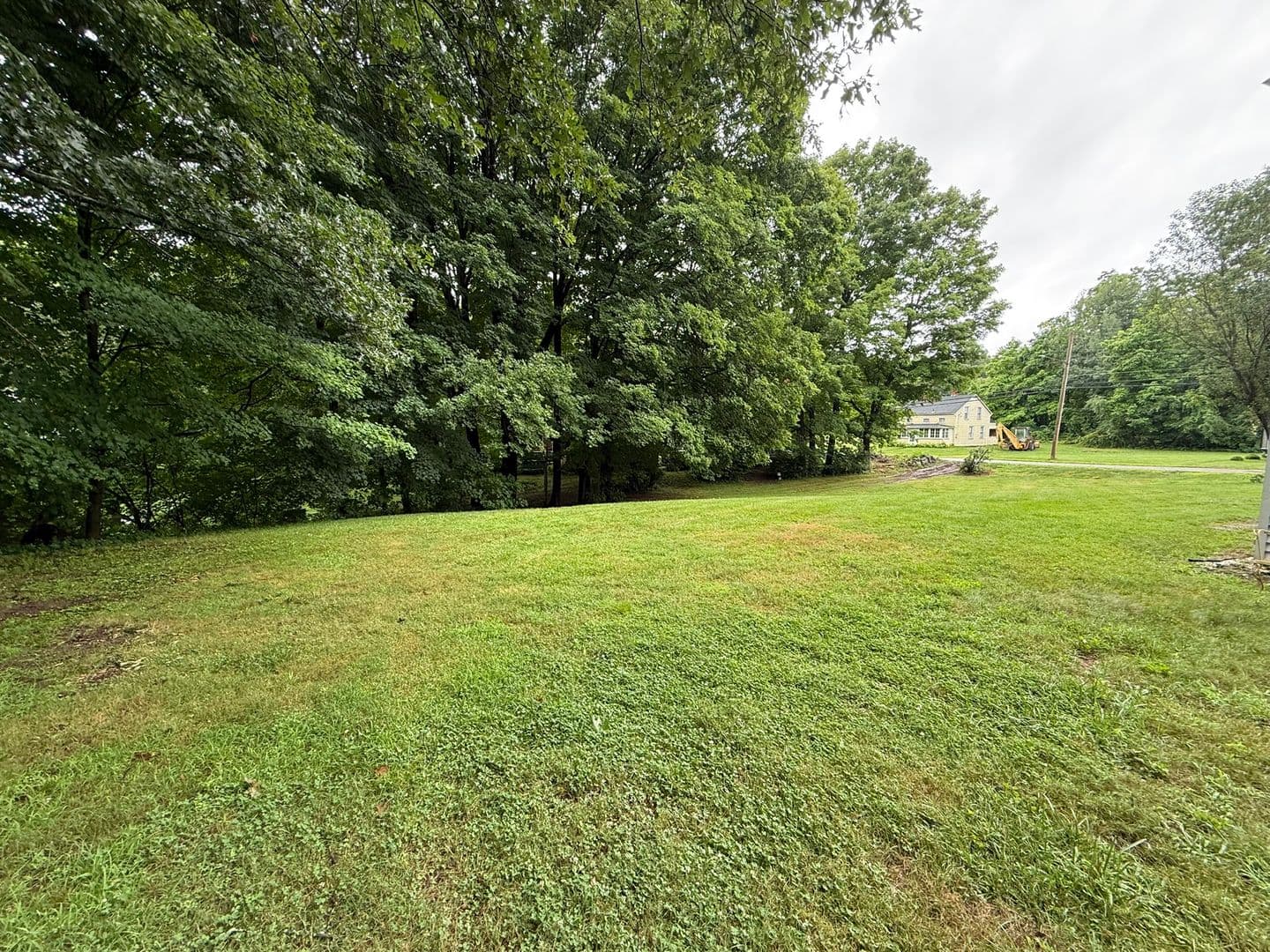 Broad Brook House: 117 Depot St