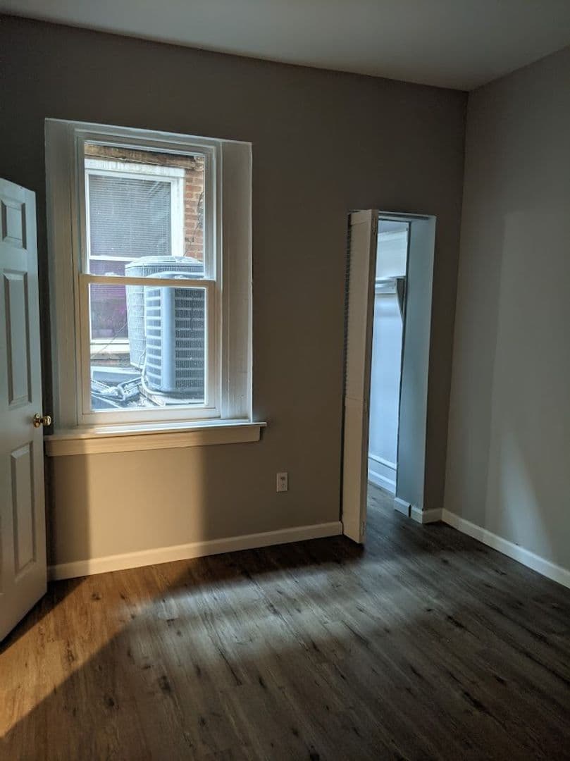 Wilmington Apartment: 825 N. Market St.