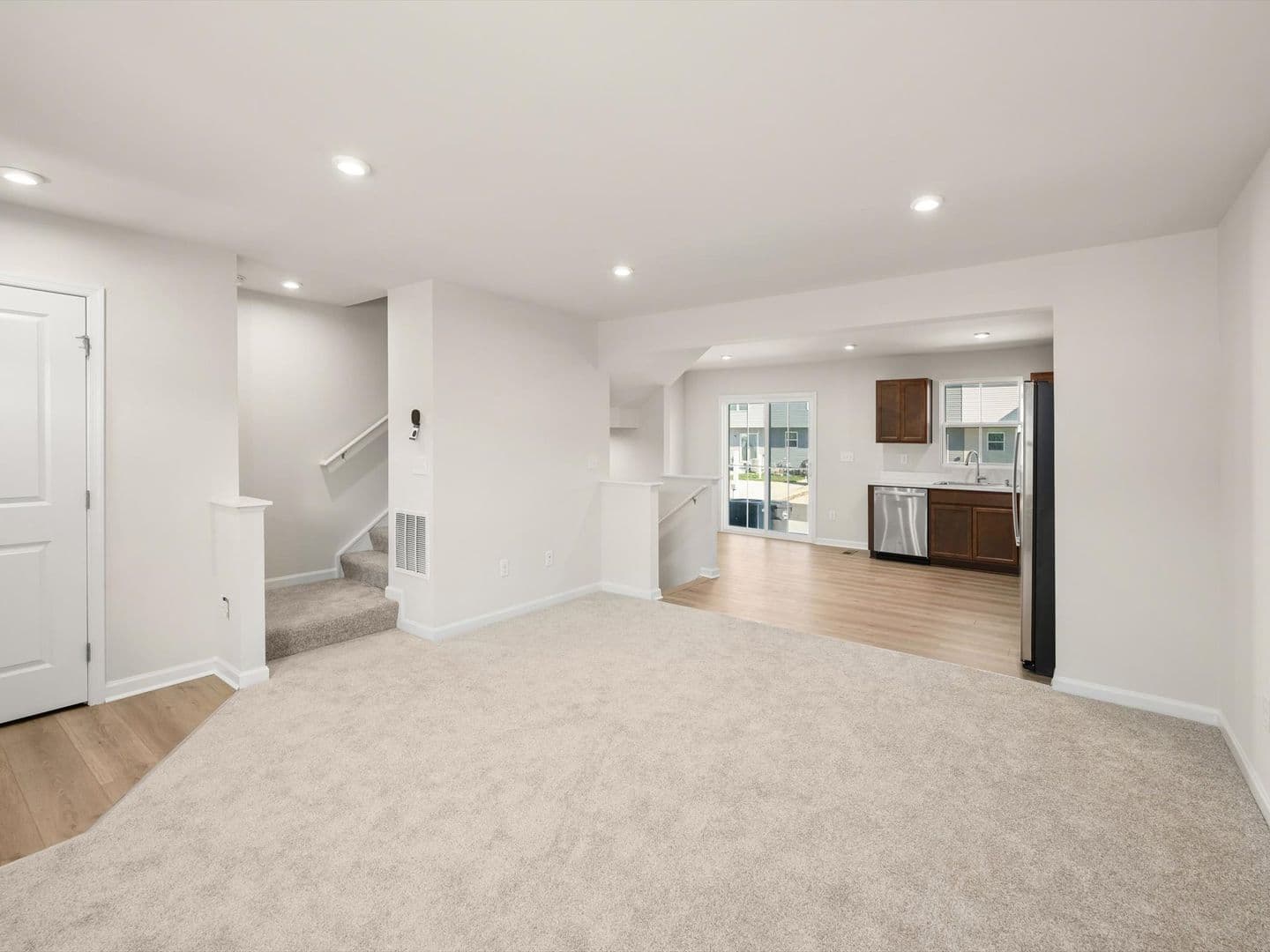 Milford House: 18212 Kirsten Dr