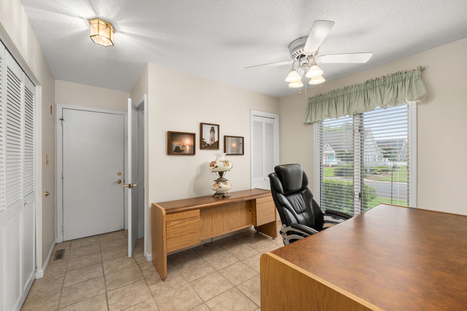 Lewes House: 225 Ocean View Blvd