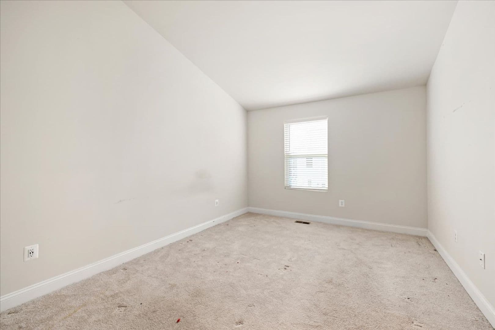 Millsboro House: 24660 Dogwood Lane