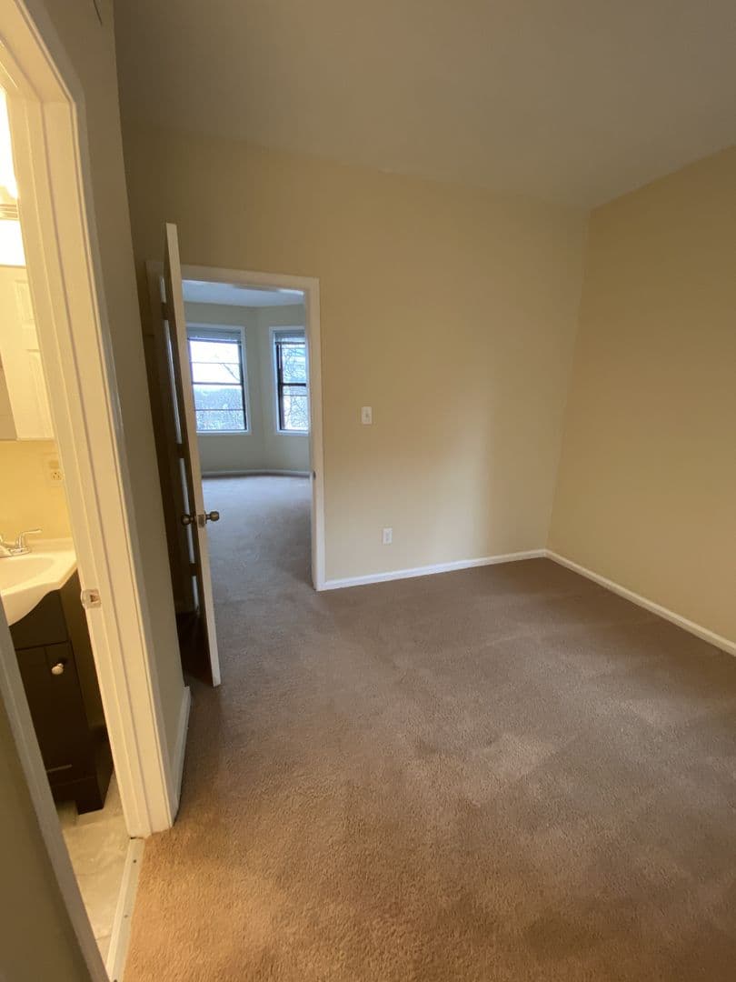 Wilmington Apartment: 825 N. Market St.