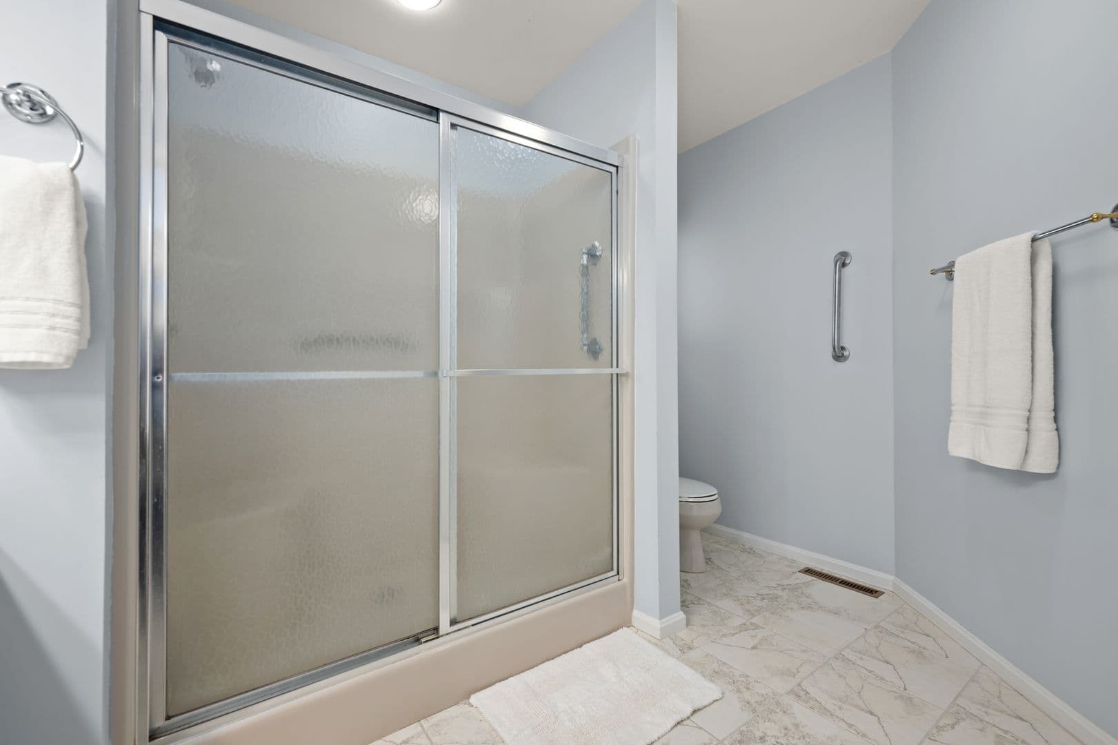 Lewes House: 225 Ocean View Blvd