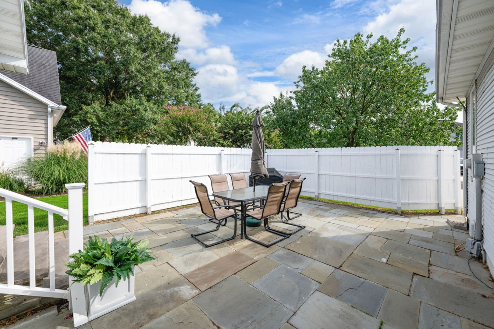Lewes House: 225 Ocean View Blvd