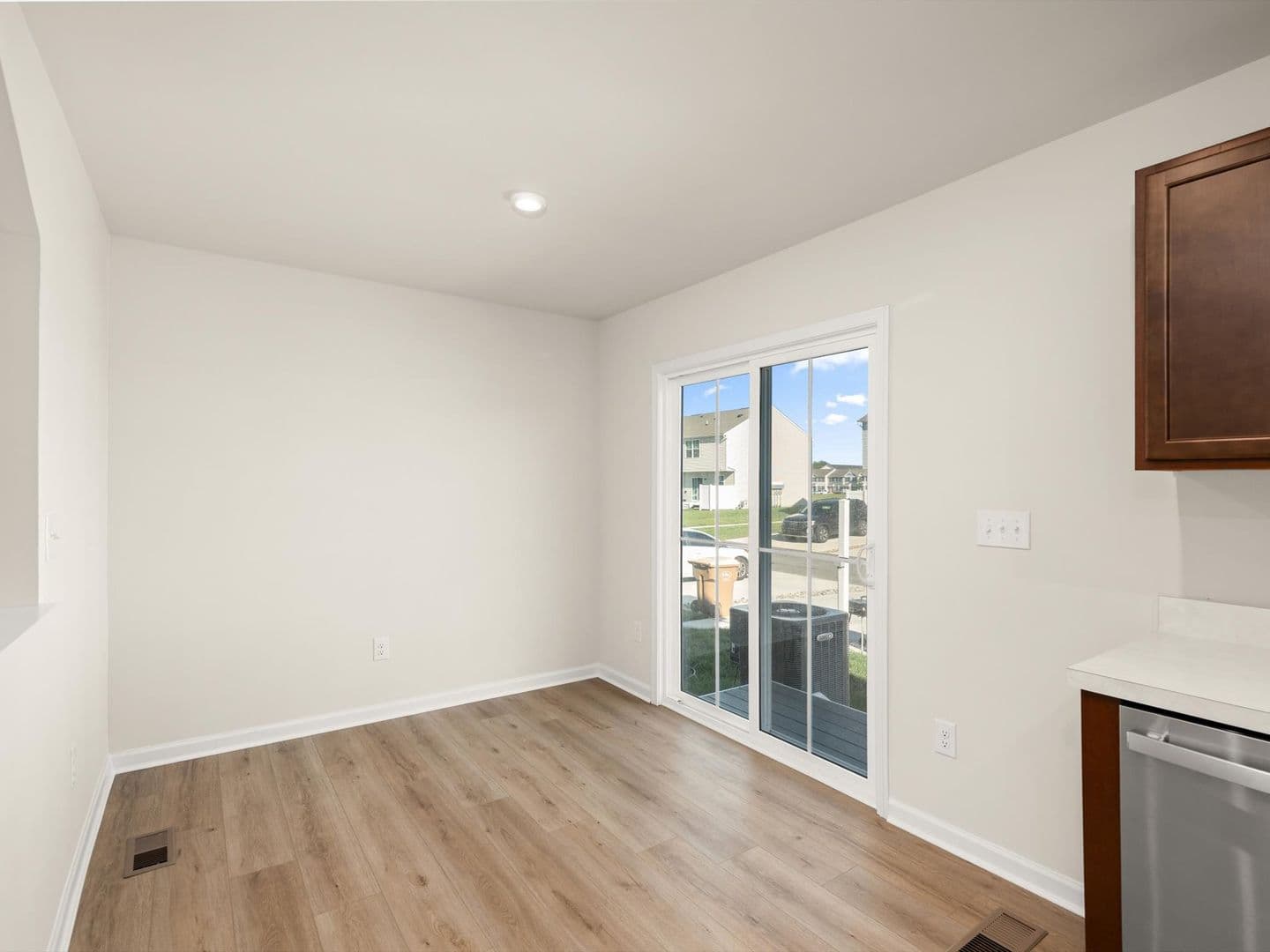 Milford House: 18212 Kirsten Dr