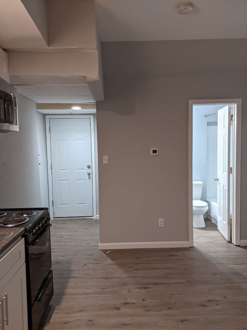 Wilmington Apartment: 825 N. Market St.
