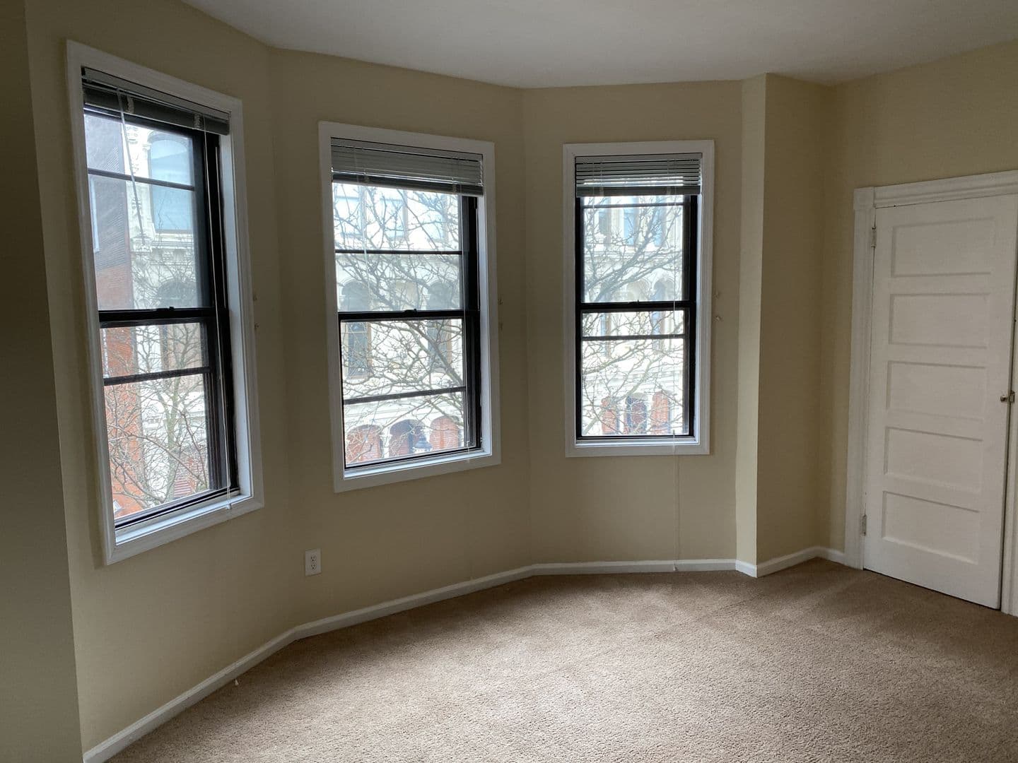 Wilmington Apartment: 825 N. Market St.