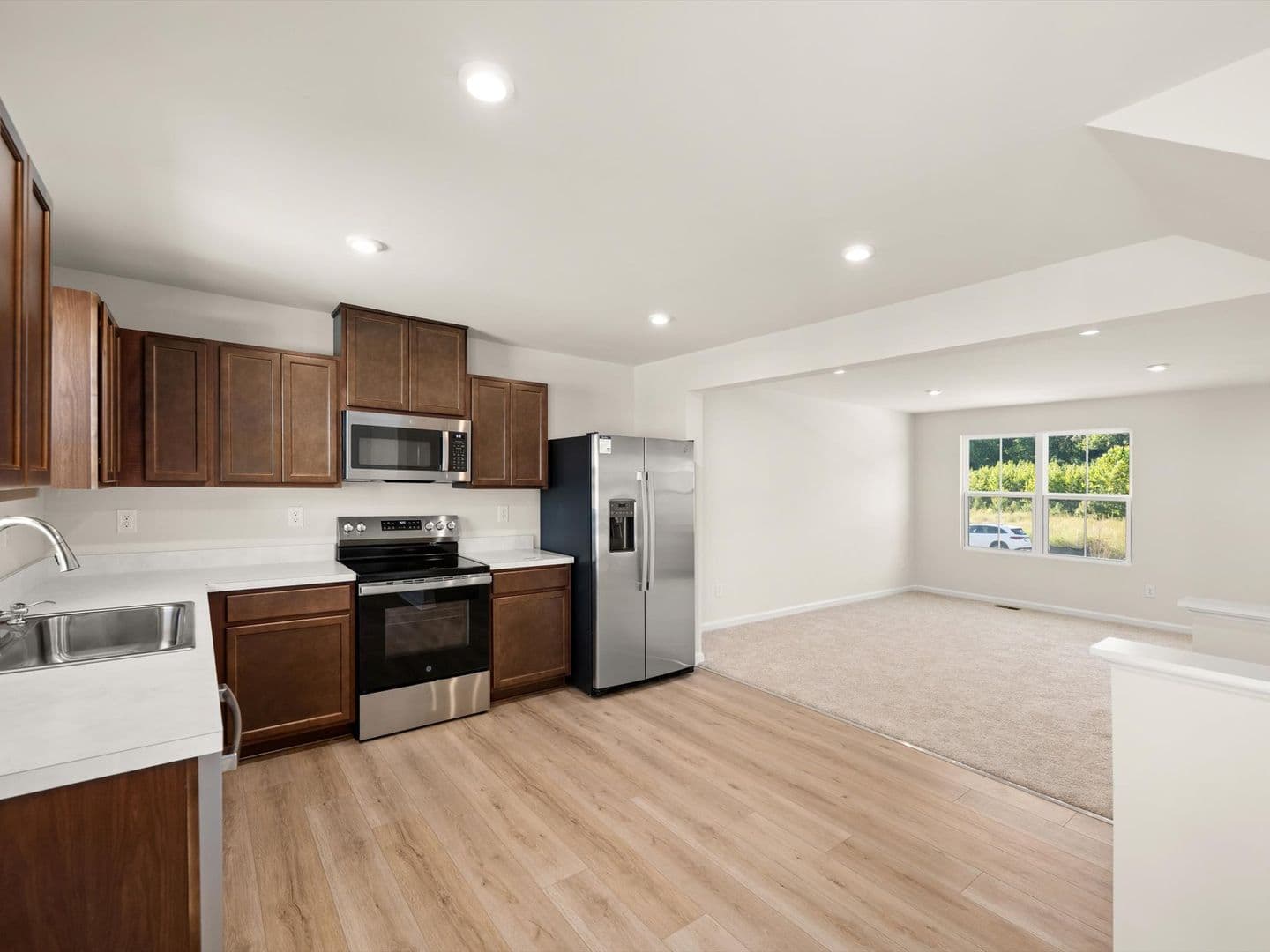Milford House: 18212 Kirsten Dr