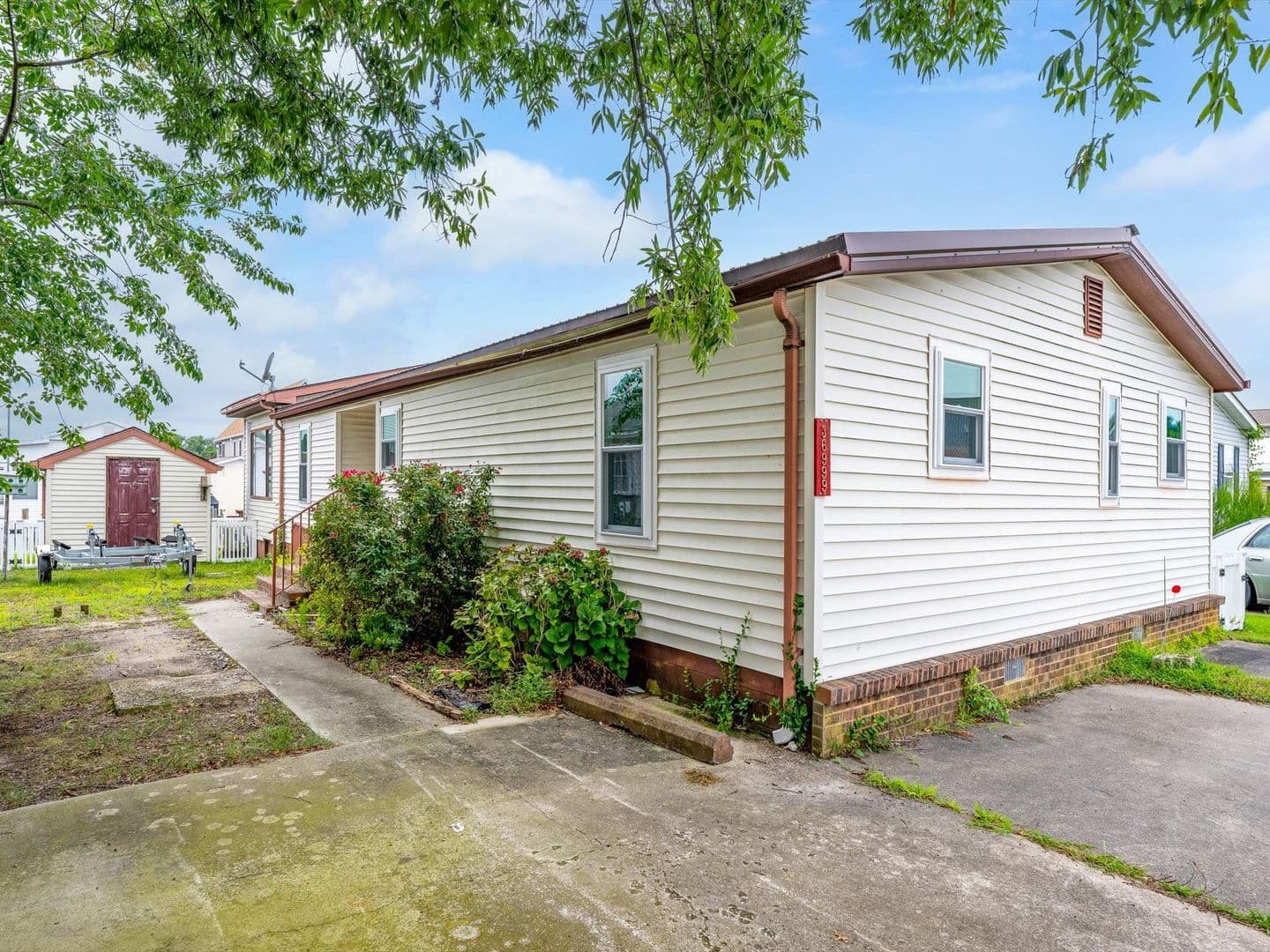 Selbyville House: 36999 Blue Bill Dr