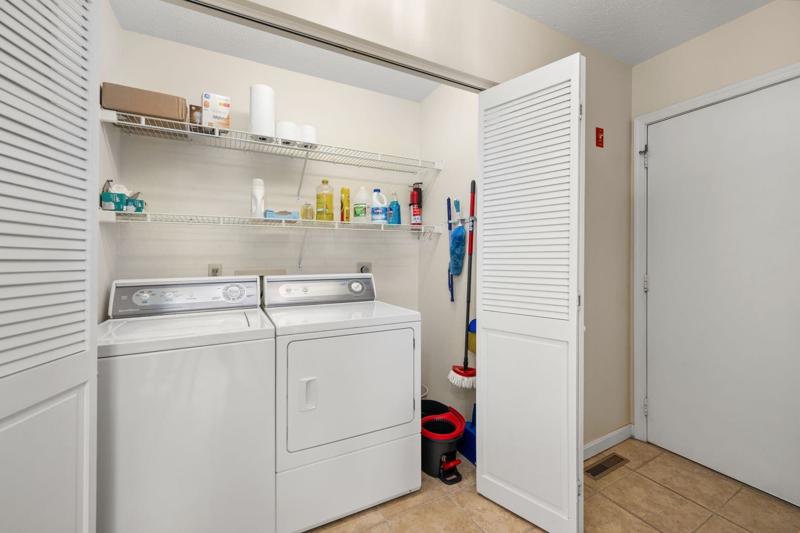 Lewes House: 225 Ocean View Blvd