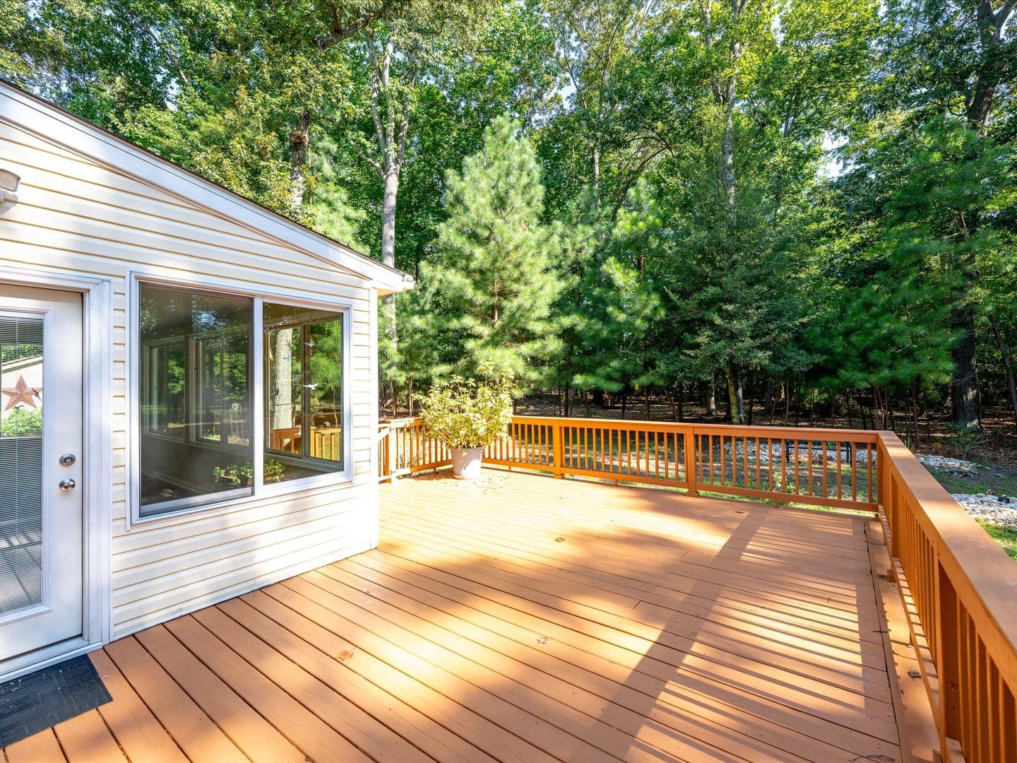 Lewes House: 22919 Camp Arrowhead Road