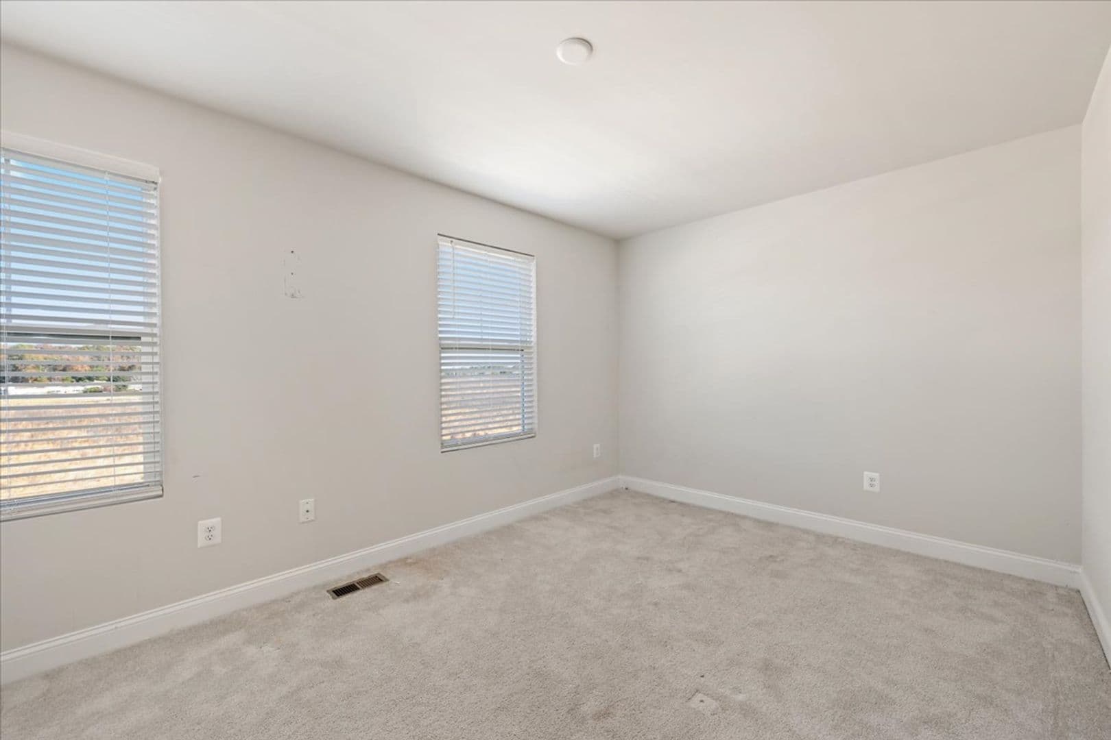Millsboro House: 24660 Dogwood Lane