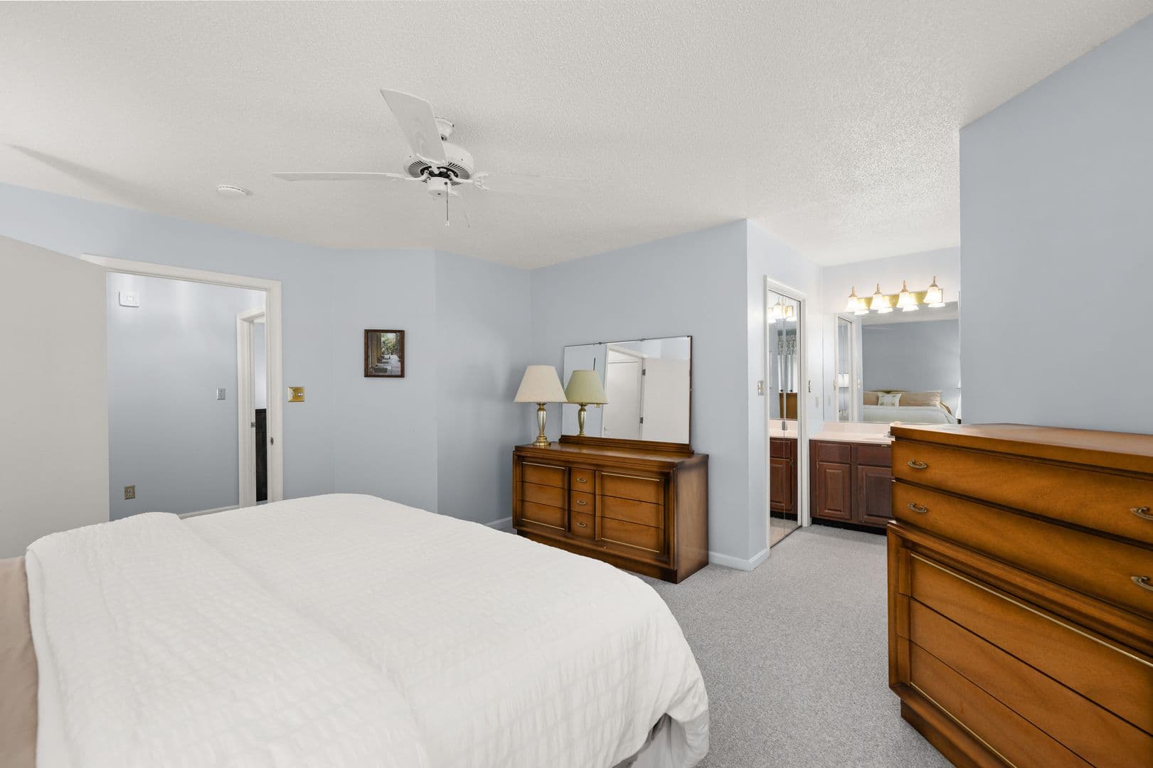 Lewes House: 225 Ocean View Blvd