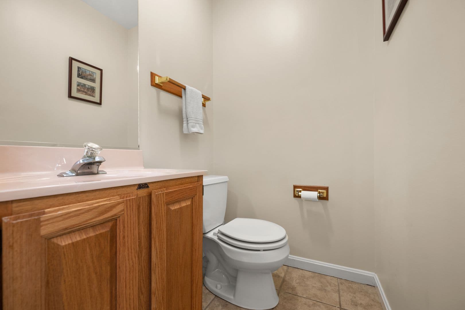 Lewes House: 225 Ocean View Blvd
