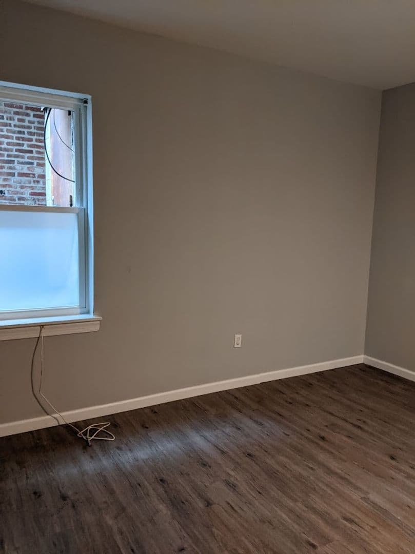 Wilmington Apartment: 825 N. Market St.