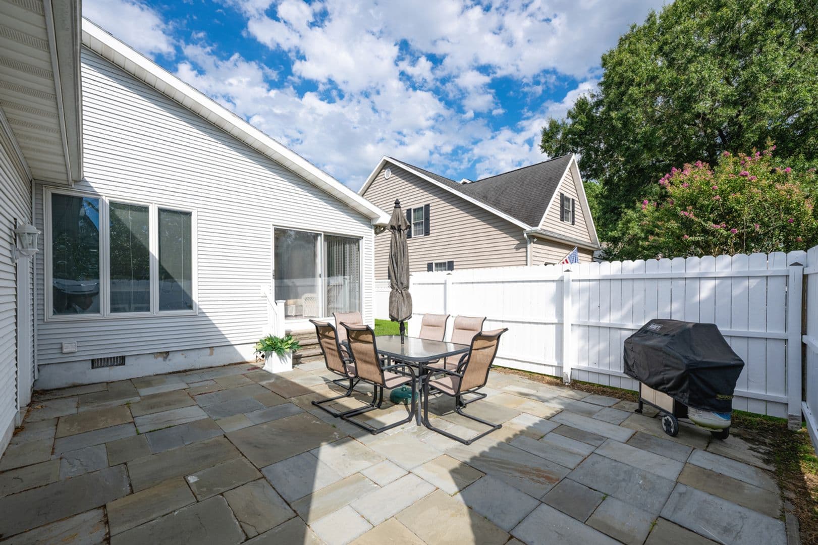 Lewes House: 225 Ocean View Blvd