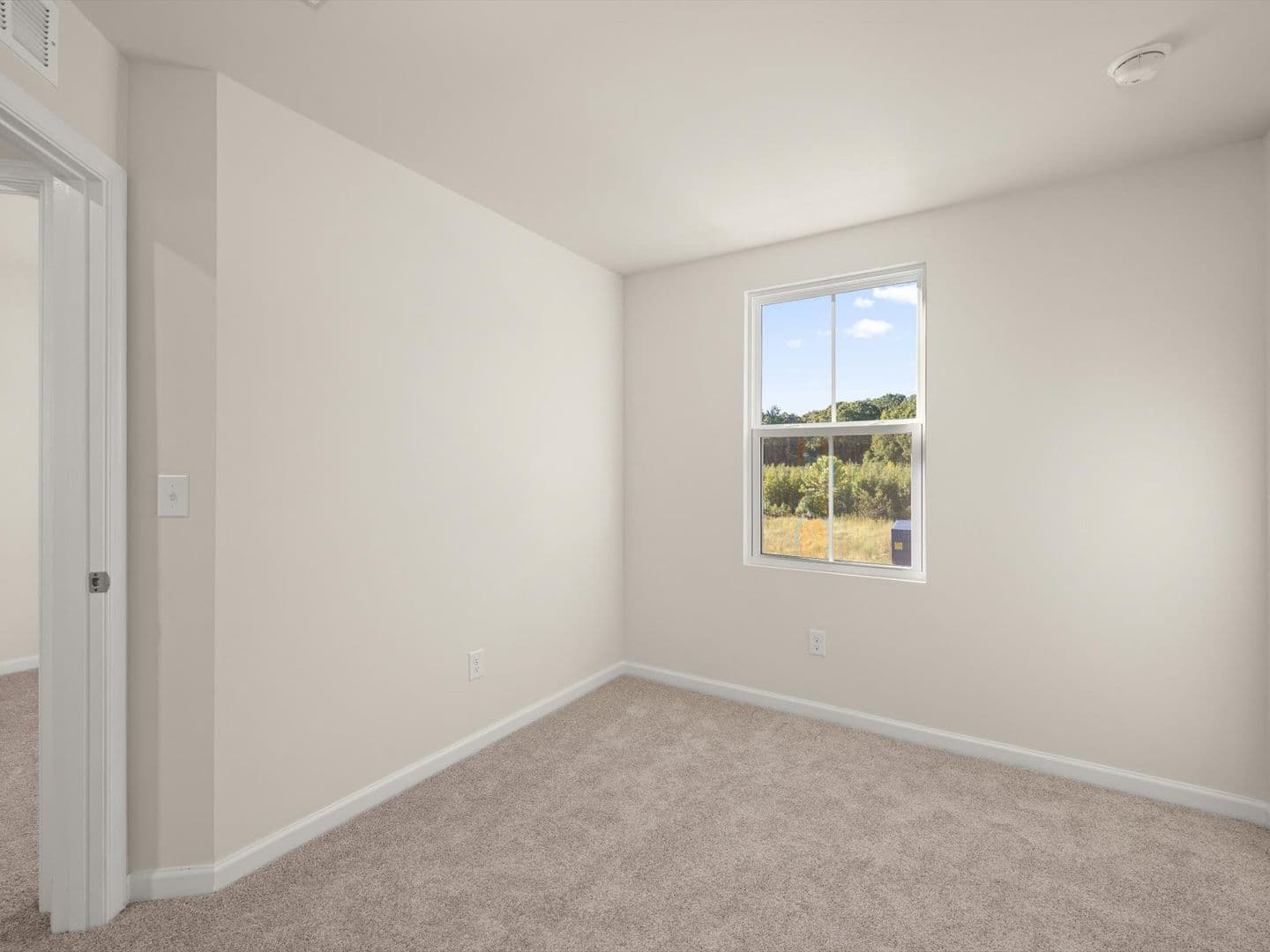Milford House: 18212 Kirsten Dr