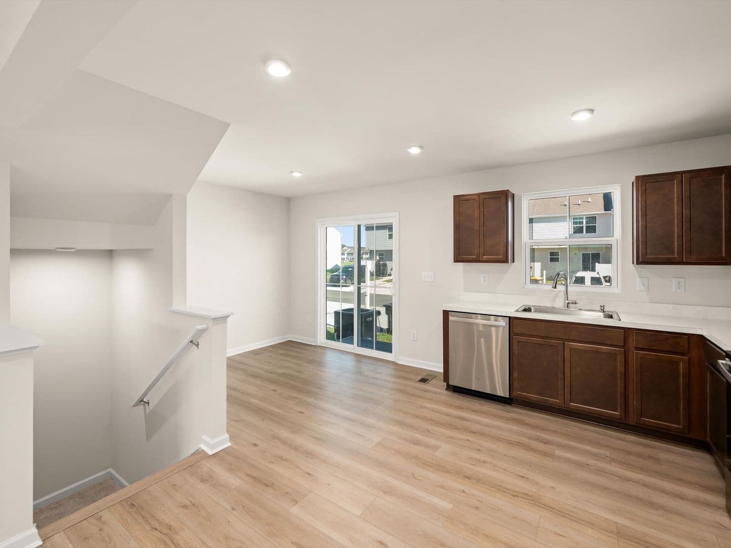 Milford House: 18212 Kirsten Dr