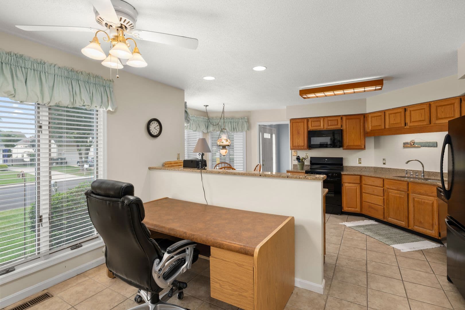 Lewes House: 225 Ocean View Blvd