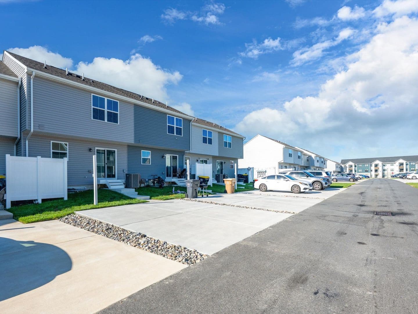 Milford House: 18212 Kirsten Dr