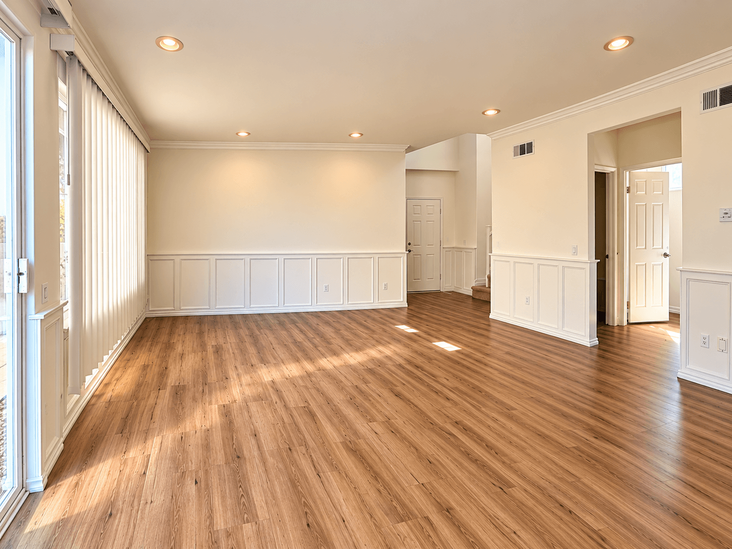 Santa Clarita Apartment: 27705 Thalia Lane
