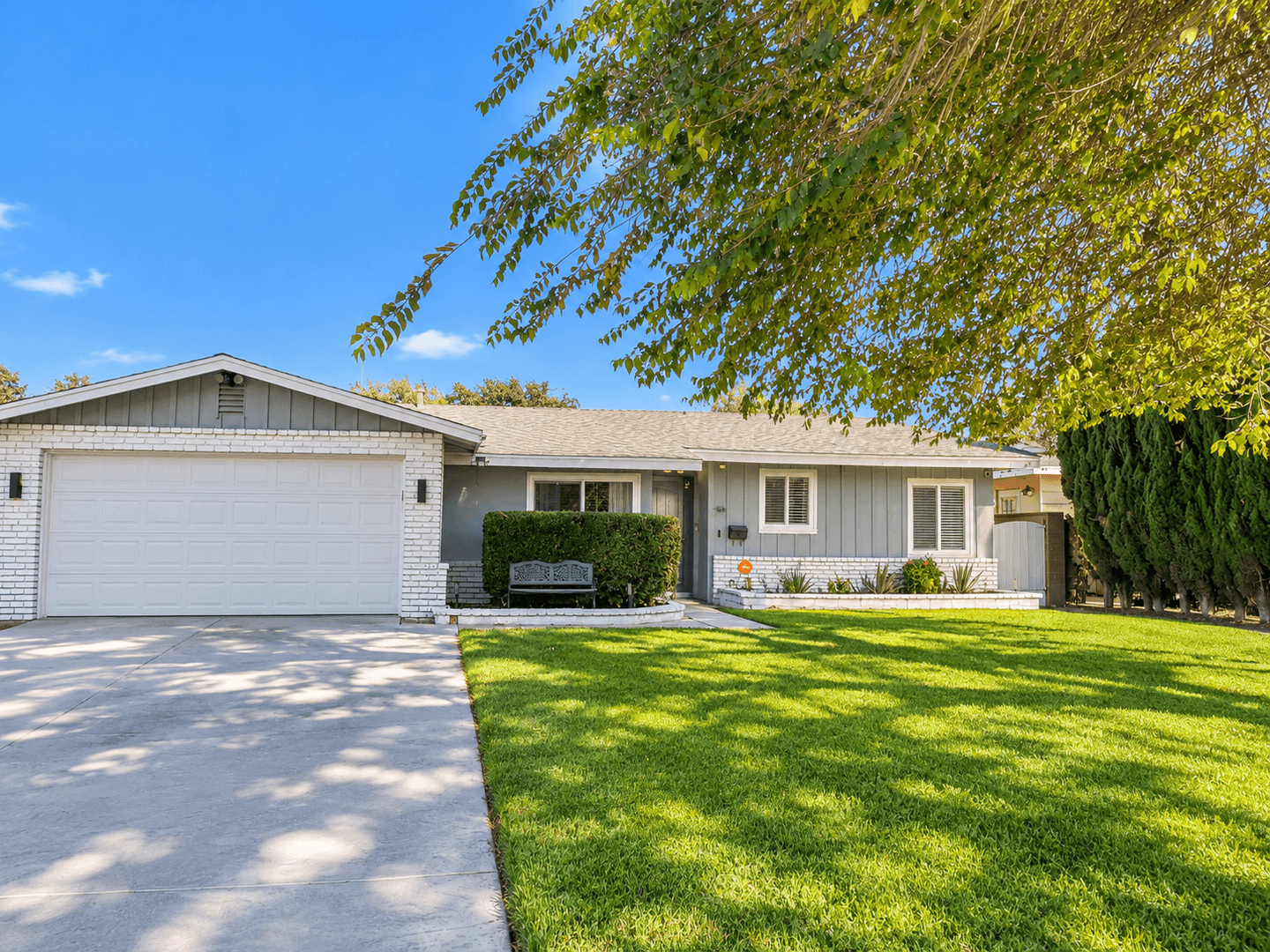 Lancaster Apartment: 43940 3rd St East