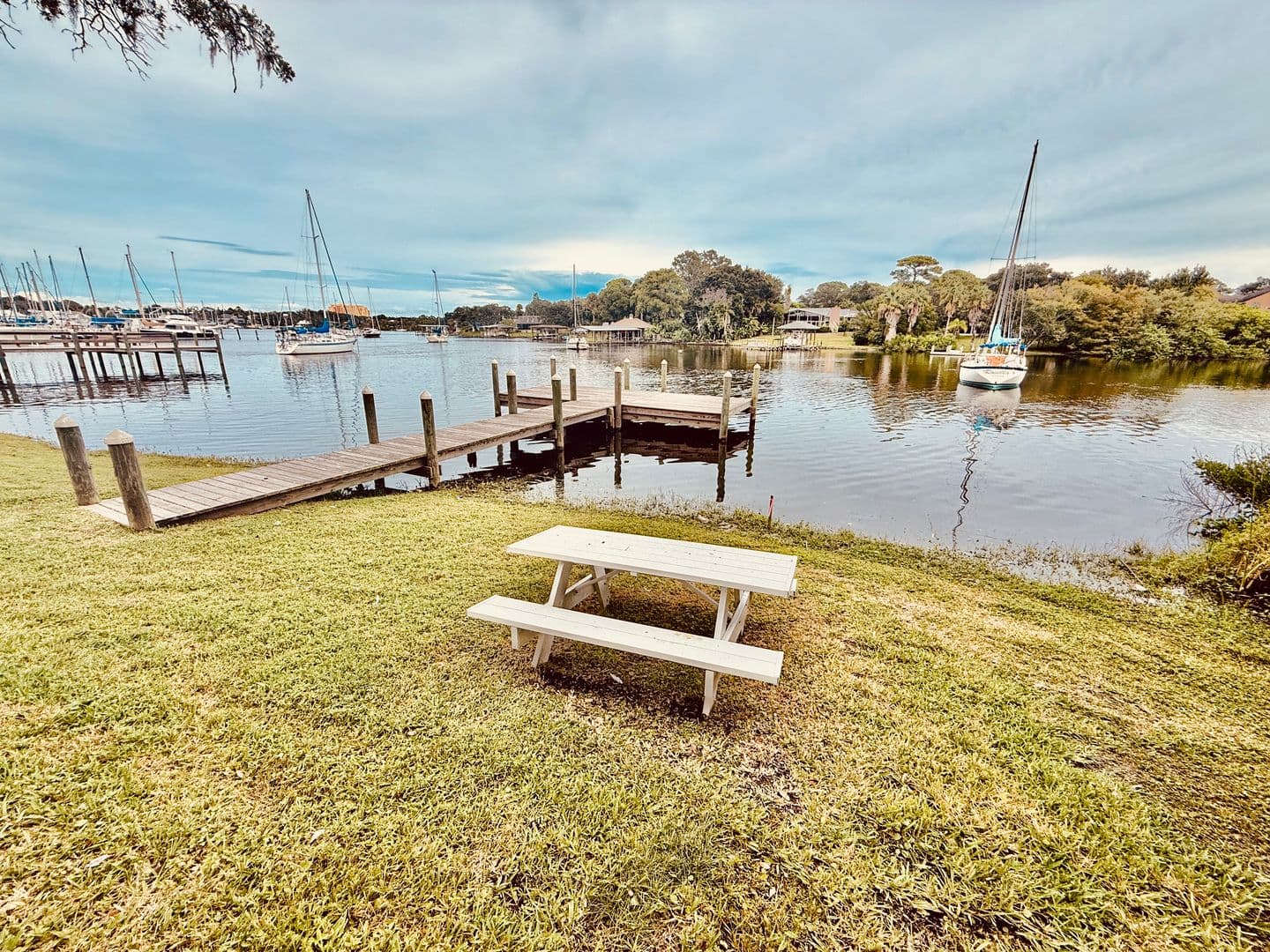 Melbourne Townhome: 823 Paddleboard Ct
