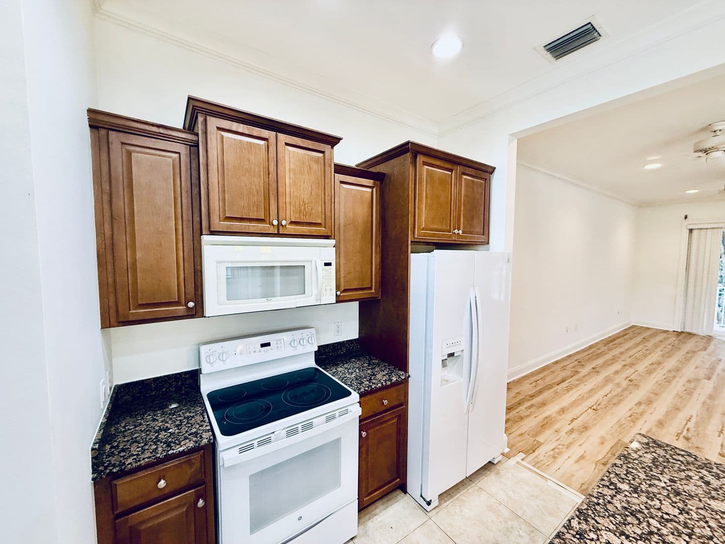 Palm Bay House: 860 VIGNOLES AVENUE NE, UNIT 2
