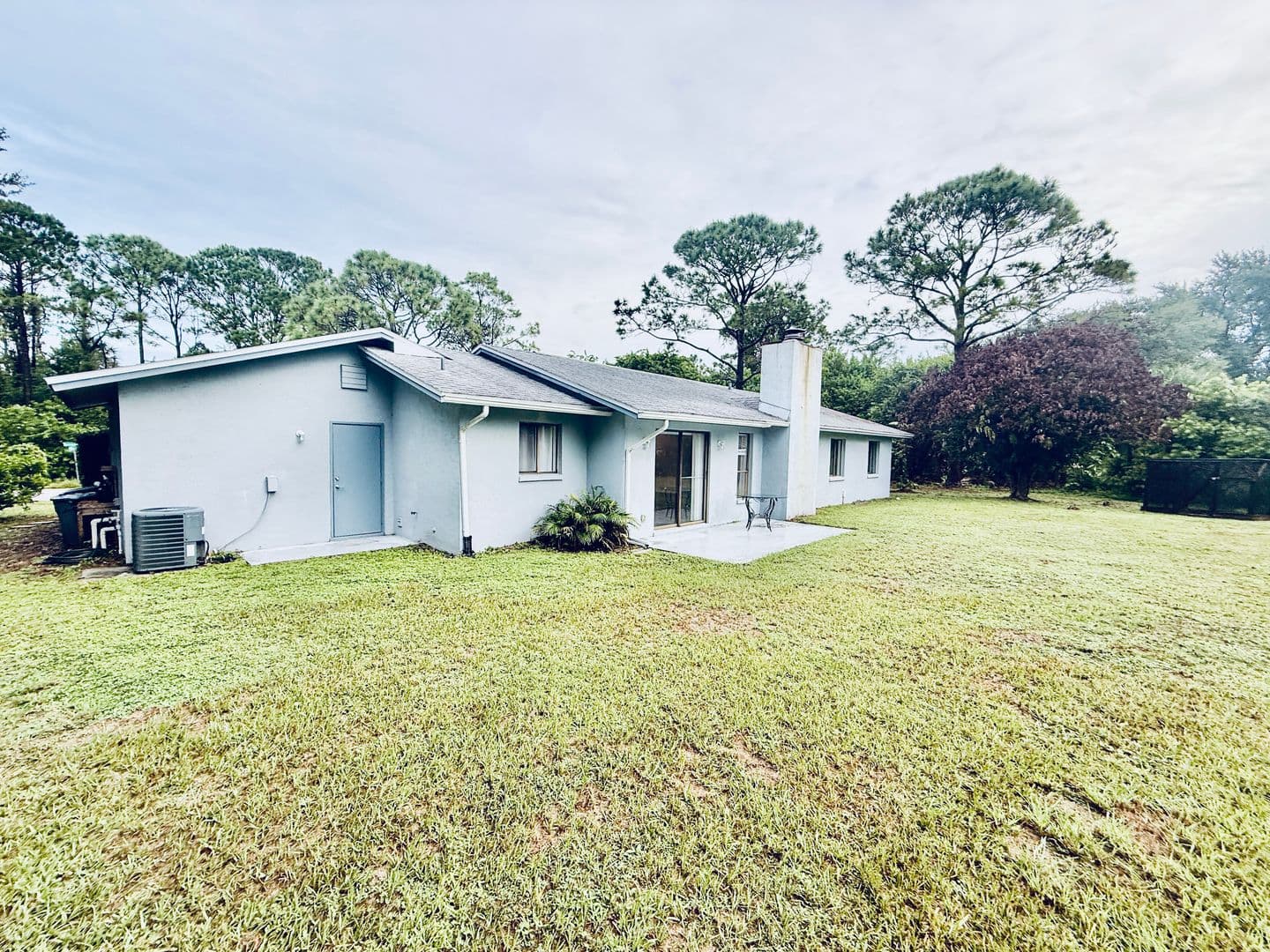 Palm Bay House: 401 Fillmore Ave NE