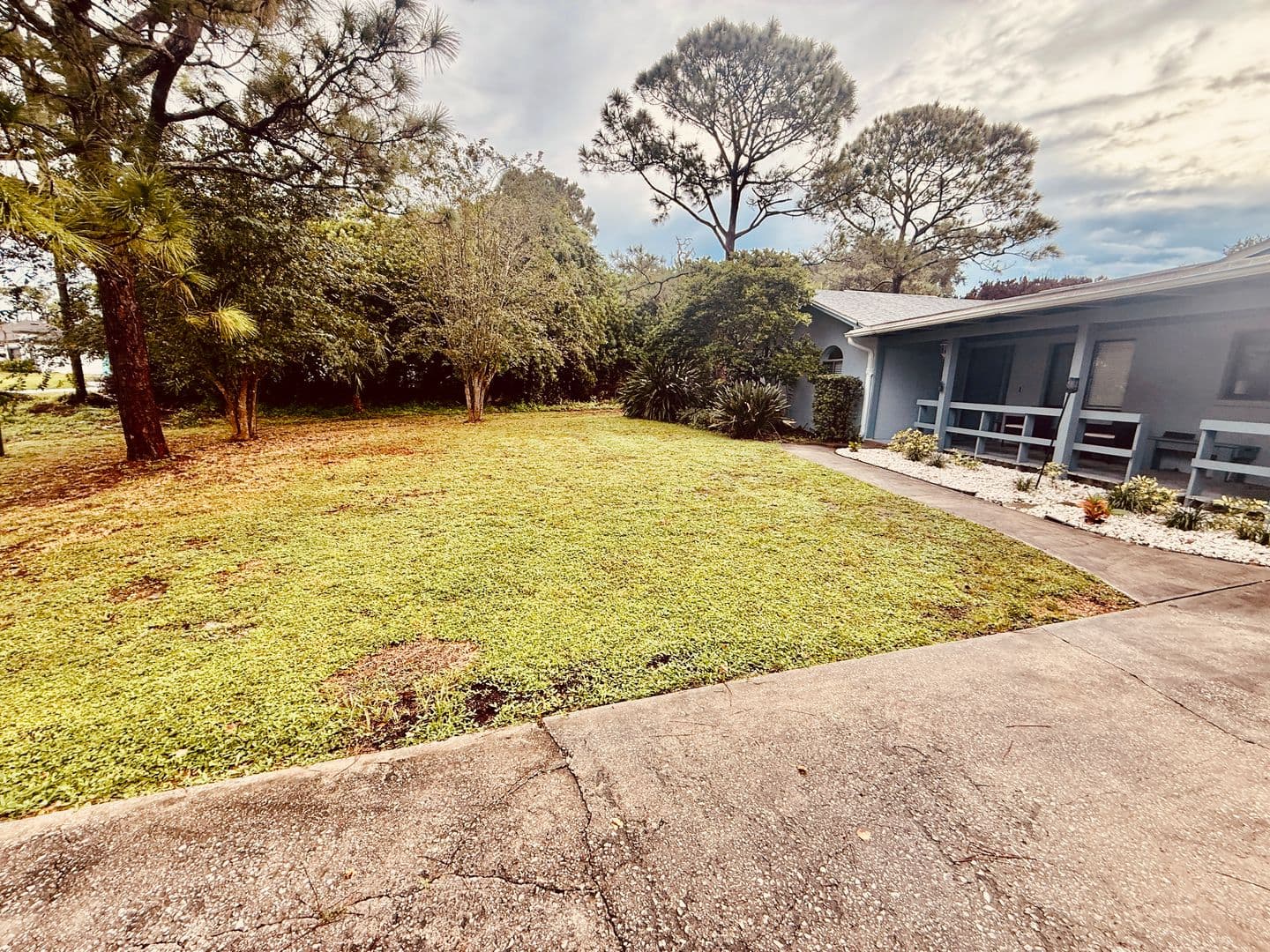 Palm Bay House: 401 Fillmore Ave NE