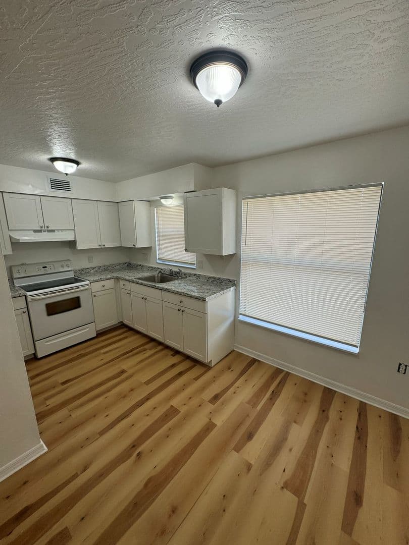 Palm Bay Condo: 341 Mercury Avenue SE, Unit 102