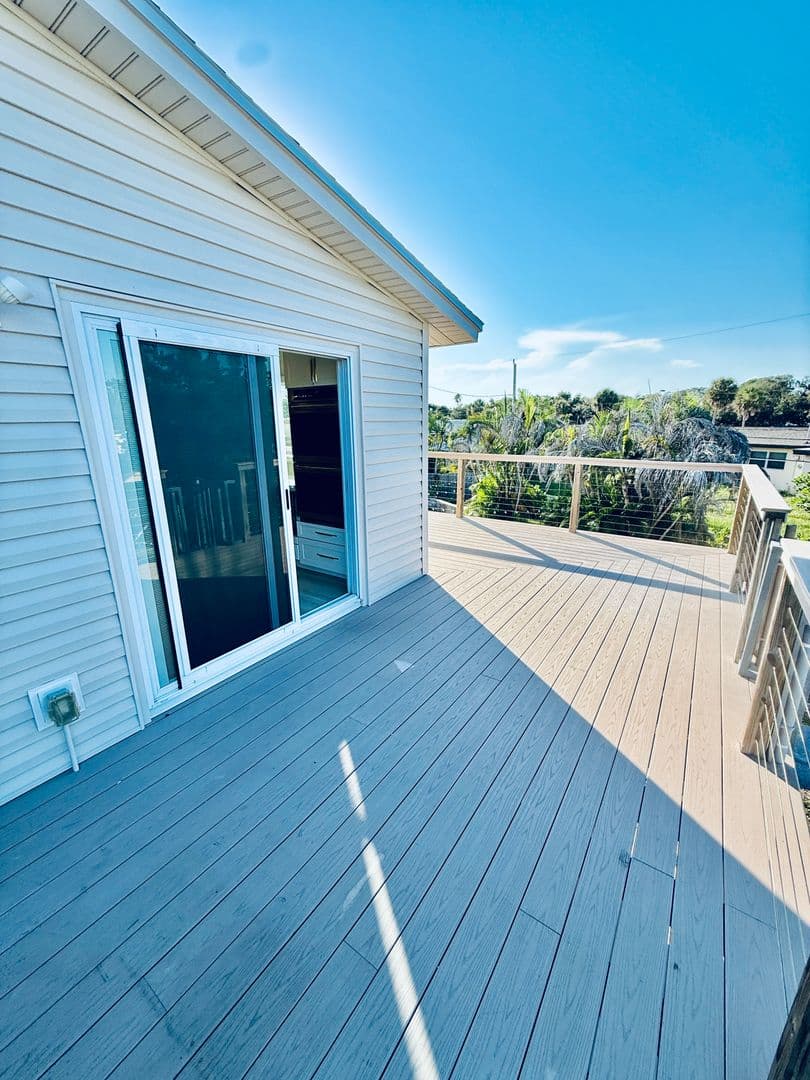 Indian Harbour Beach House: 279 Marion St.