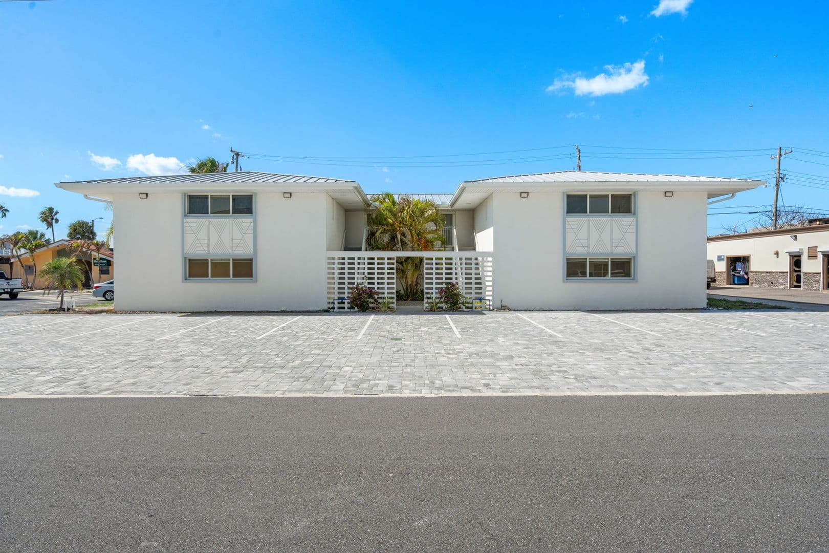 Indialantic Condo: 210 6th Ave Unit 4