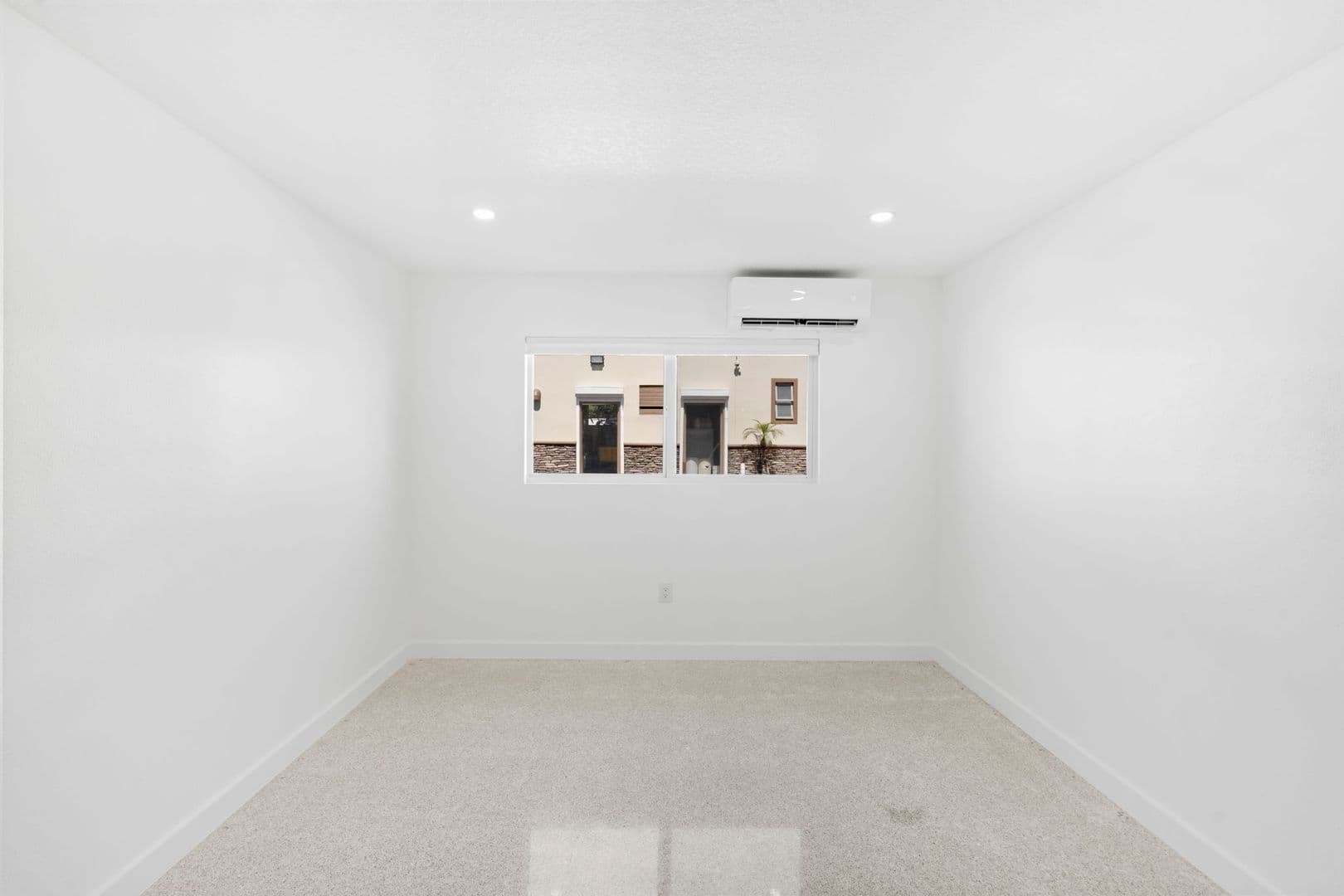 Indialantic Condo: 210 6th Ave Unit 6