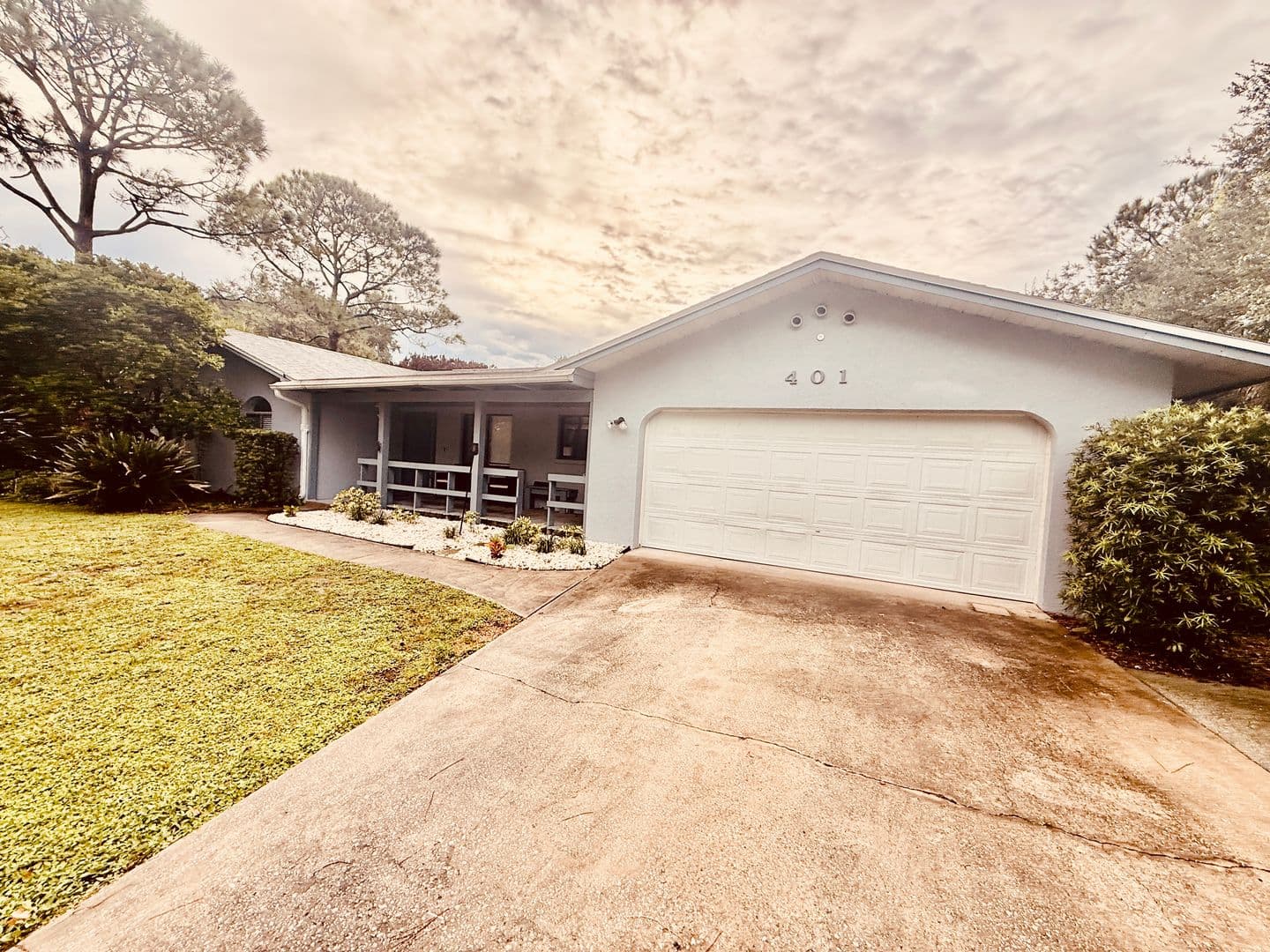 Palm Bay House: 401 Fillmore Ave NE