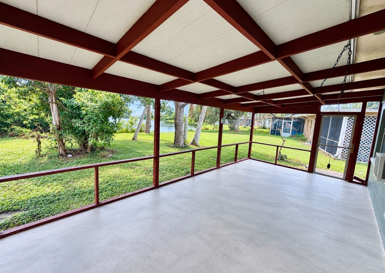 Cocoa House: 718 Lunar Lake Circle