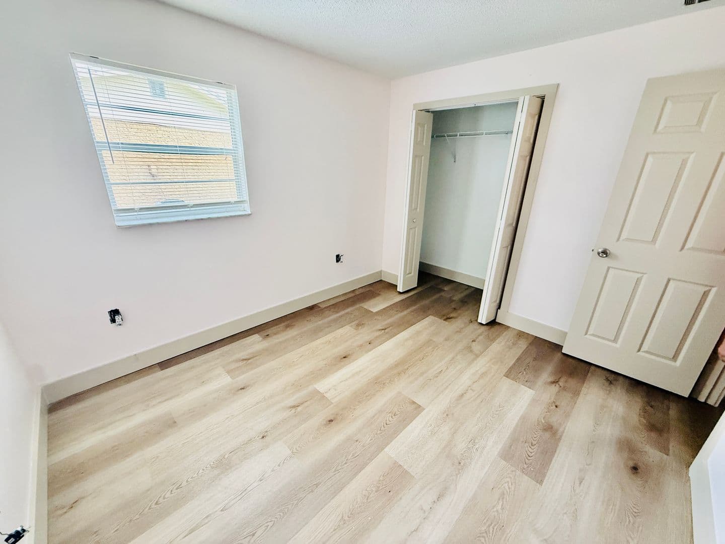 Cocoa House: 718 Lunar Lake Circle