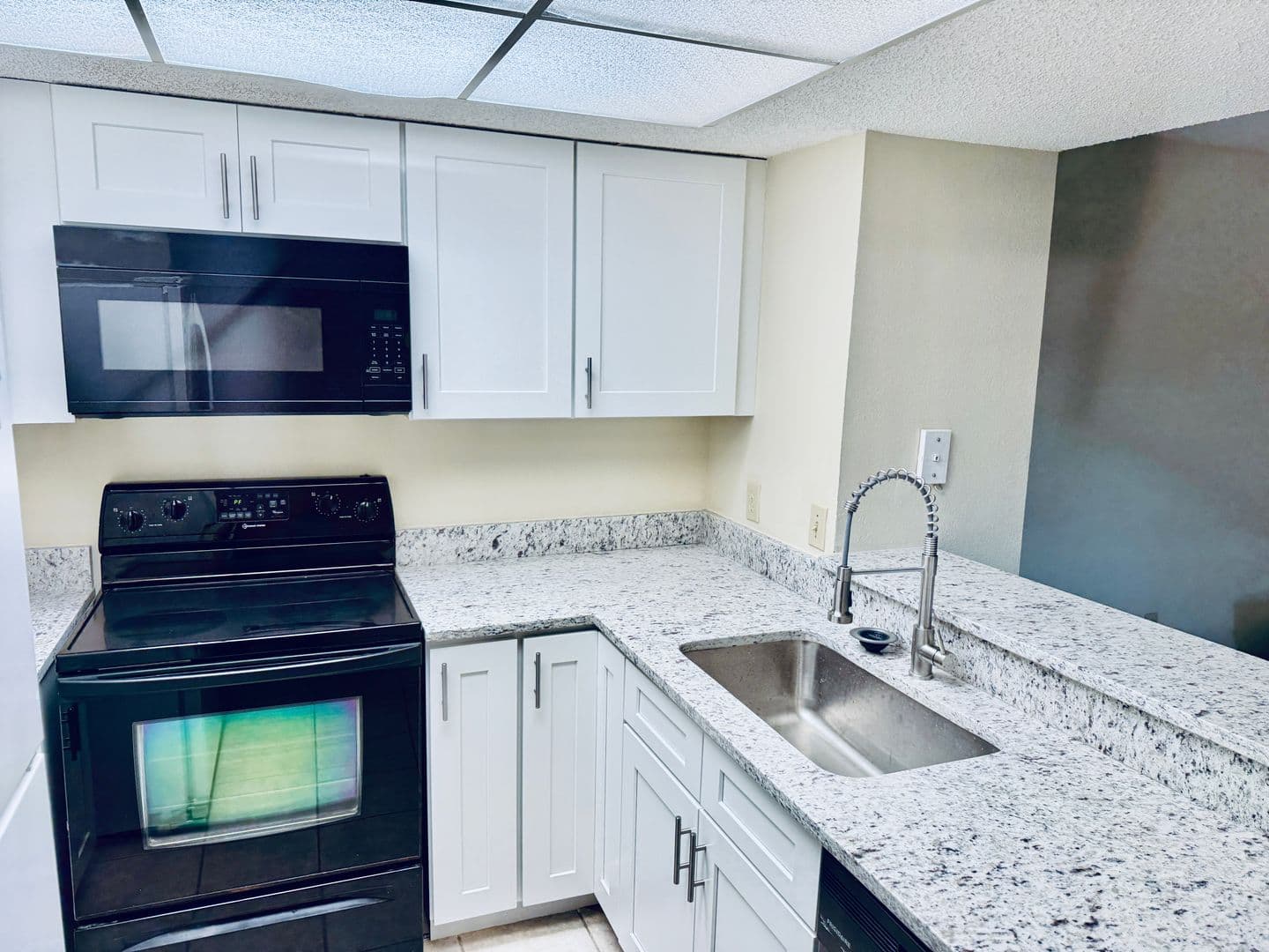 Palm Bay Condo: 915 Sonesta Avenue NE #203