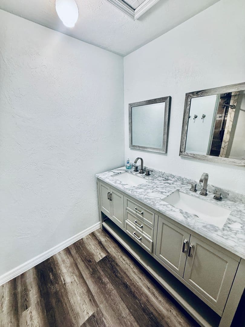 Palm Bay House: 401 Fillmore Ave NE